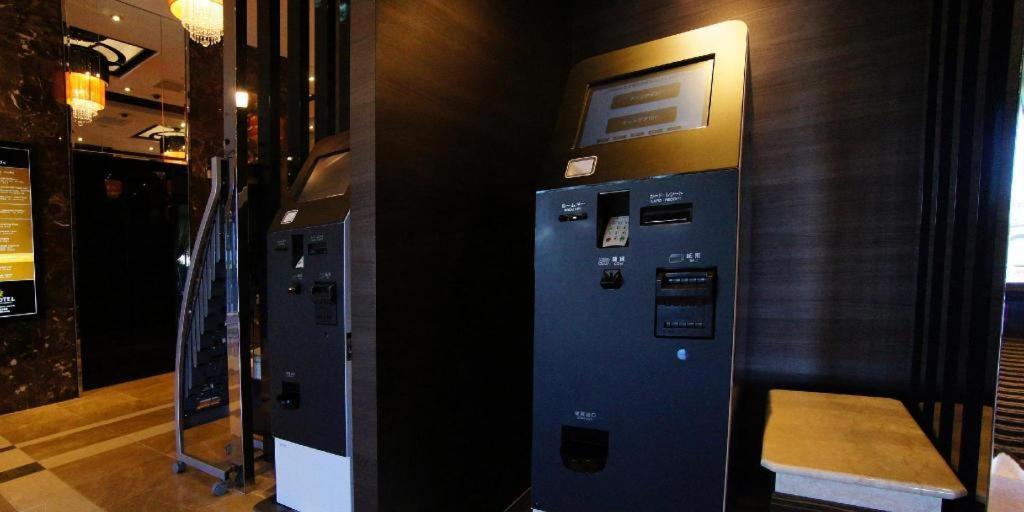 Apa Hotel Chiba Inzaimakinohara-Ekimae Narita Exteriör bild