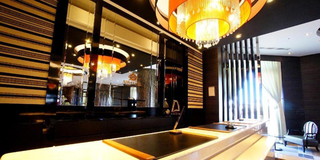 Apa Hotel Chiba Inzaimakinohara-Ekimae Narita Exteriör bild